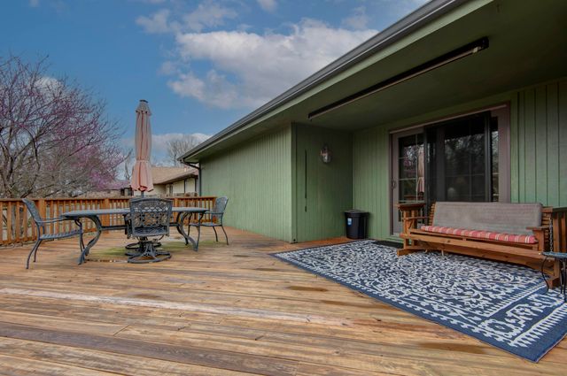 3975 N Stewart Avenue, Springfield, MO 65803