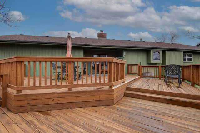 3975 N Stewart Avenue, Springfield, MO 65803