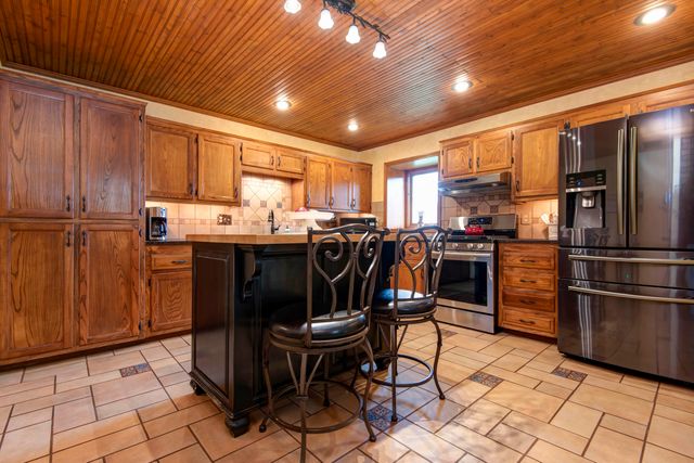 3975 N Stewart Avenue, Springfield, MO 65803