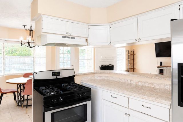 8419 Avington Road, La Porte, TX 77571