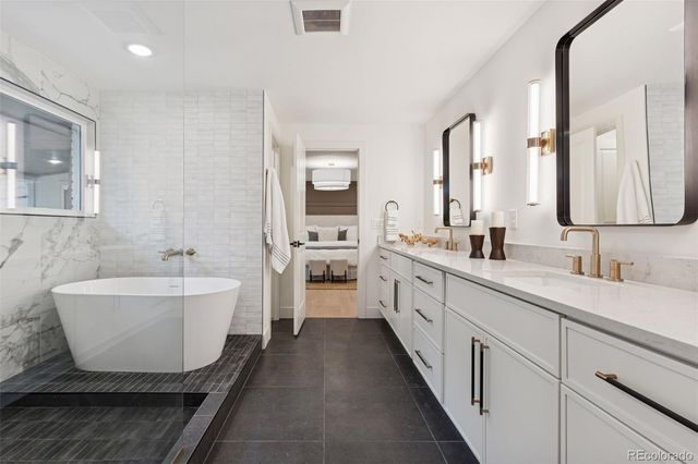 11880 Swadley Drive, Lakewood, CO 80215