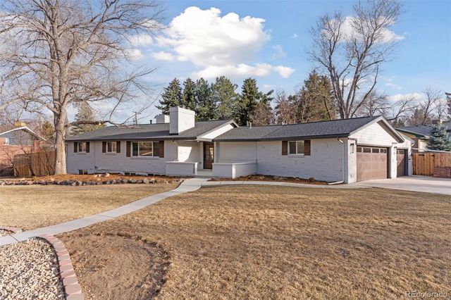 11880 Swadley Drive, Lakewood, CO 80215