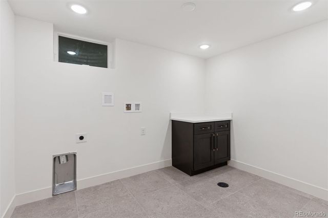 11880 Swadley Drive, Lakewood, CO 80215