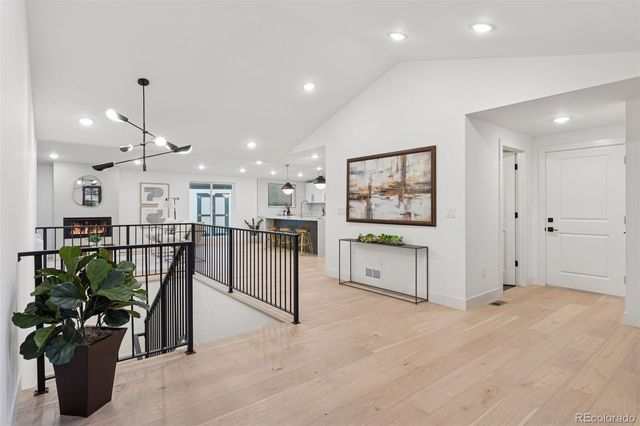 11880 Swadley Drive, Lakewood, CO 80215