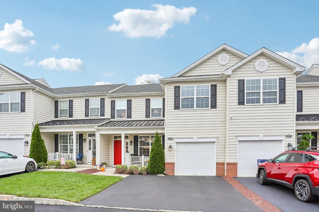 215 PARISH RD, FALLSINGTON, PA 19054 — photo 4