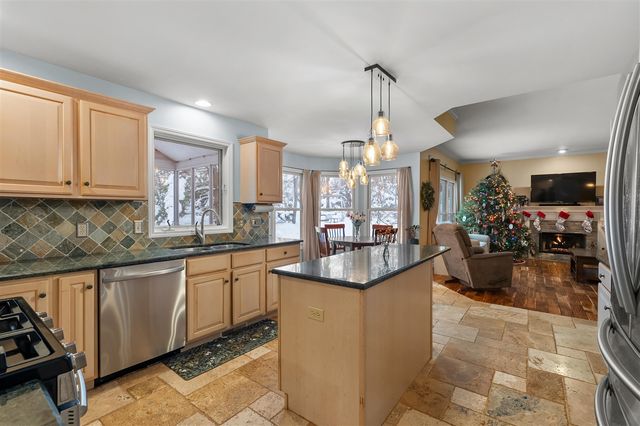 6086 Taggers Trail, Richland, MI 49083