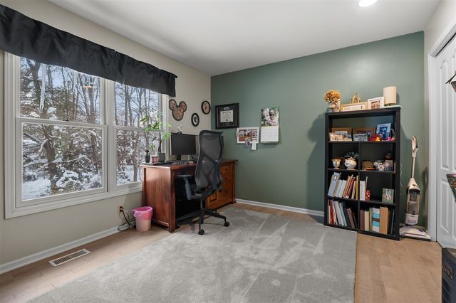 6086 Taggers Trail, Richland, MI 49083