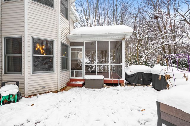 6086 Taggers Trail, Richland, MI 49083