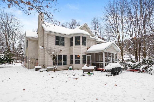 6086 Taggers Trail, Richland, MI 49083