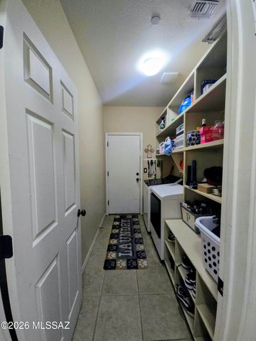 107 W Calle Bayeta, Sahuarita, AZ 85629