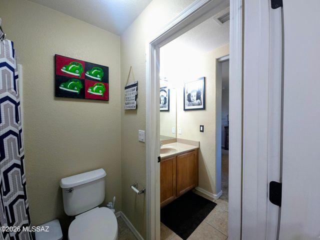 107 W Calle Bayeta, Sahuarita, AZ 85629