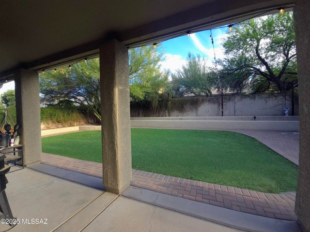 107 W Calle Bayeta, Sahuarita, AZ 85629