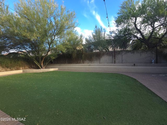 107 W Calle Bayeta, Sahuarita, AZ 85629
