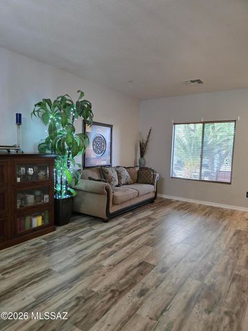 107 W Calle Bayeta, Sahuarita, AZ 85629