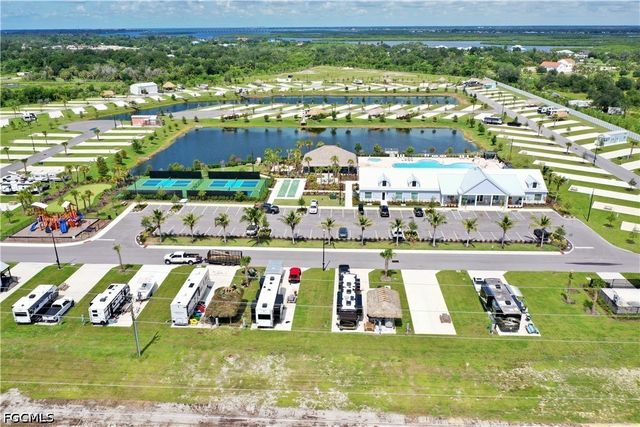 240 Horizon RD, Punta Gorda, FL 33982
