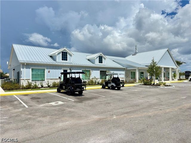 240 Horizon RD, Punta Gorda, FL 33982