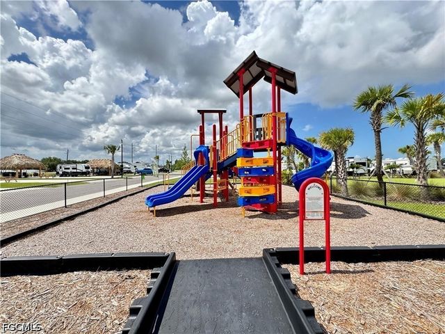 240 Horizon RD, Punta Gorda, FL 33982