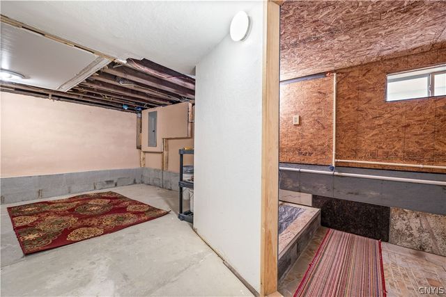 7537 State Route 5, Westmoreland, NY 13323