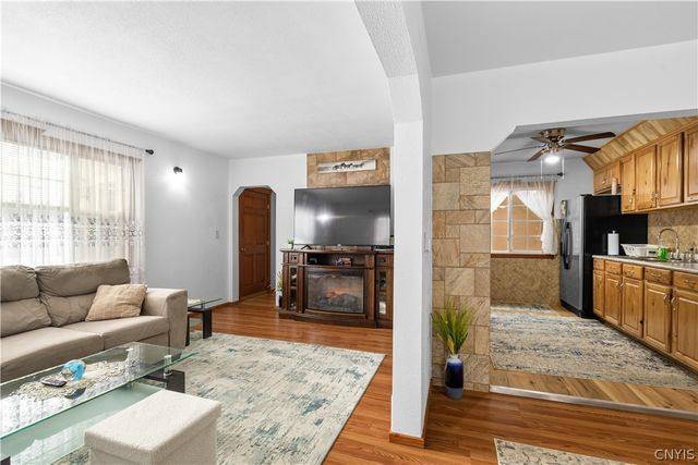 7537 State Route 5, Westmoreland, NY 13323