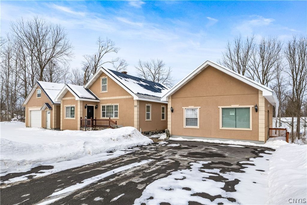 7537 State Route 5, Westmoreland, NY 13323