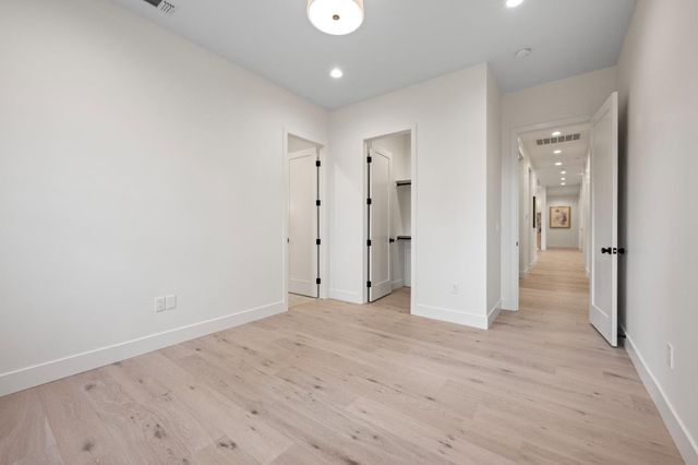 12985 Austin Forest Cir, Auburn, CA 95602