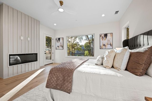 12985 Austin Forest Cir, Auburn, CA 95602