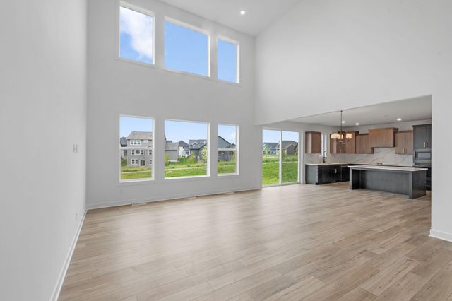 18225 103rd Avenue N, Maple Grove, MN 55311