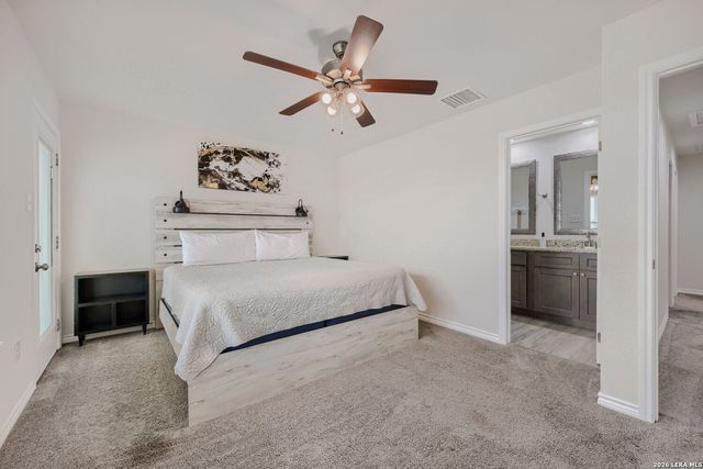 2551 CANYON LAKE FOREST DR, Canyon Lake, TX 78133