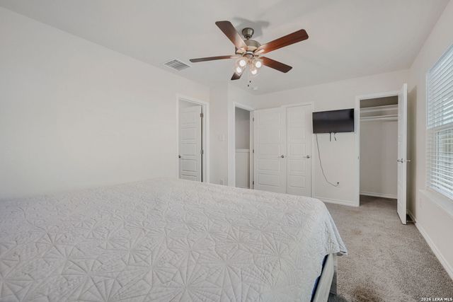 2551 CANYON LAKE FOREST DR, Canyon Lake, TX 78133