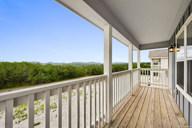 2551 CANYON LAKE FOREST DR, Canyon Lake, TX 78133
