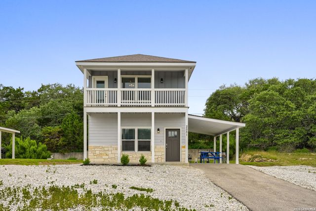 2551 CANYON LAKE FOREST DR, Canyon Lake, TX 78133