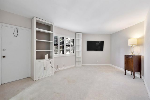 501 N Riverside Drive 203, Pompano Beach, FL 33062
