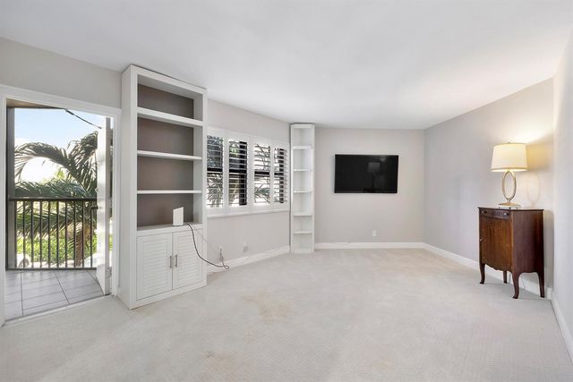 501 N Riverside Drive 203, Pompano Beach, FL 33062