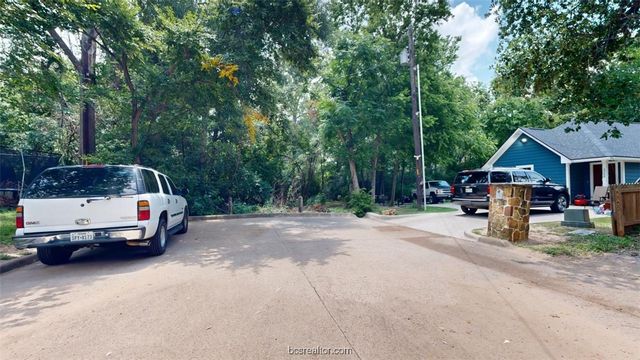 4000 Margaret Street A & B, Bryan, TX 77803