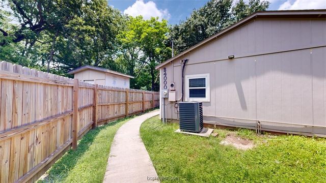 4000 Margaret Street A & B, Bryan, TX 77803