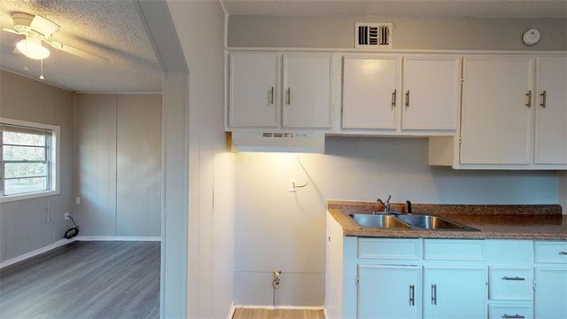 4000 Margaret Street A & B, Bryan, TX 77803