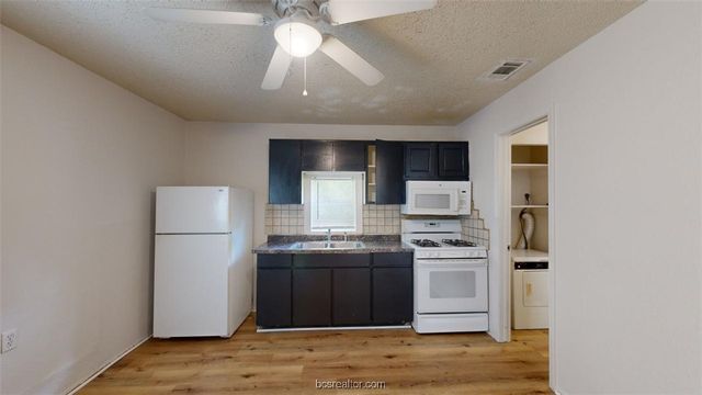 4000 Margaret Street A & B, Bryan, TX 77803