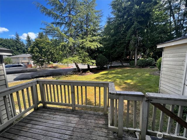 5624 Wisteria Lane NE, Bremerton, WA 98311