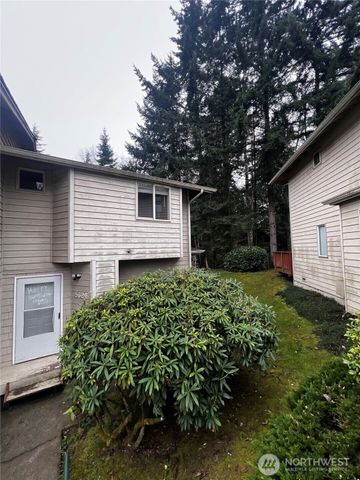 5624 Wisteria Lane NE, Bremerton, WA 98311