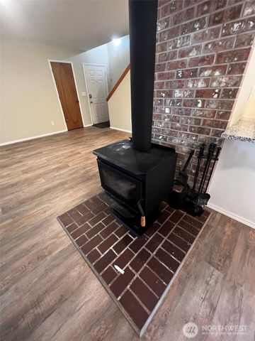 5624 Wisteria Lane NE, Bremerton, WA 98311