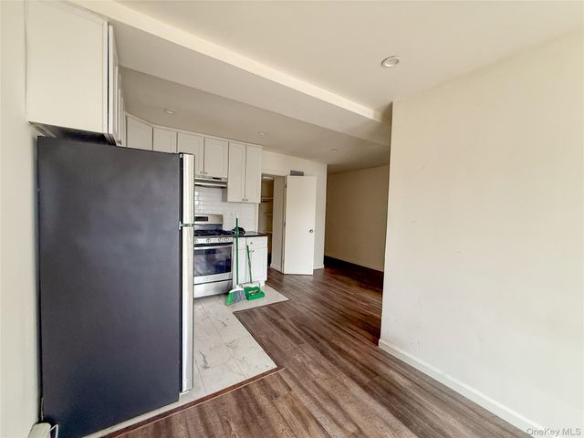 765 Shore Road L, Long Beach, NY 11561