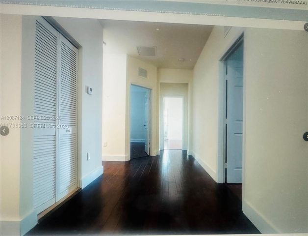 10464 NW 70th Lane, Doral, FL 33178