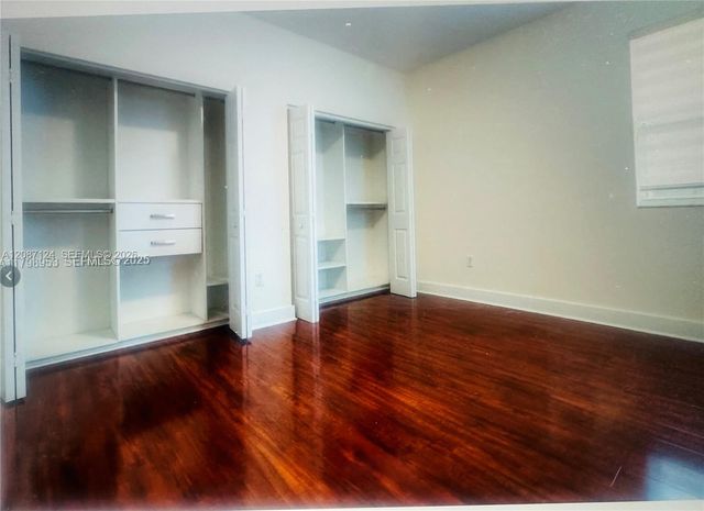 10464 NW 70th Lane, Doral, FL 33178