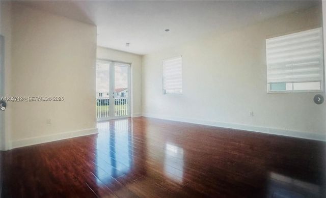 10464 NW 70th Lane, Doral, FL 33178