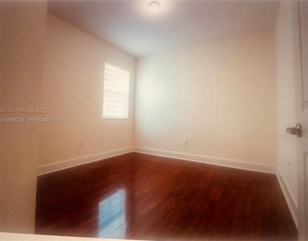 10464 NW 70th Lane, Doral, FL 33178