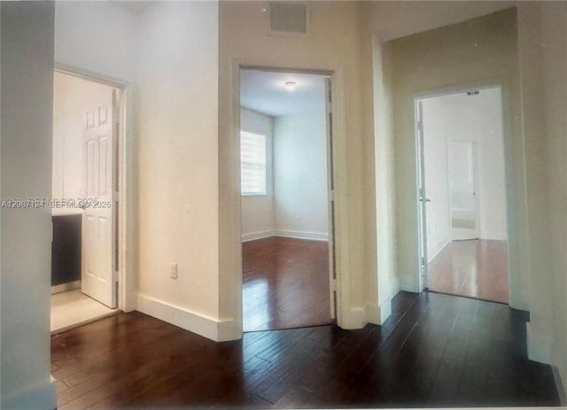 10464 NW 70th Lane, Doral, FL 33178