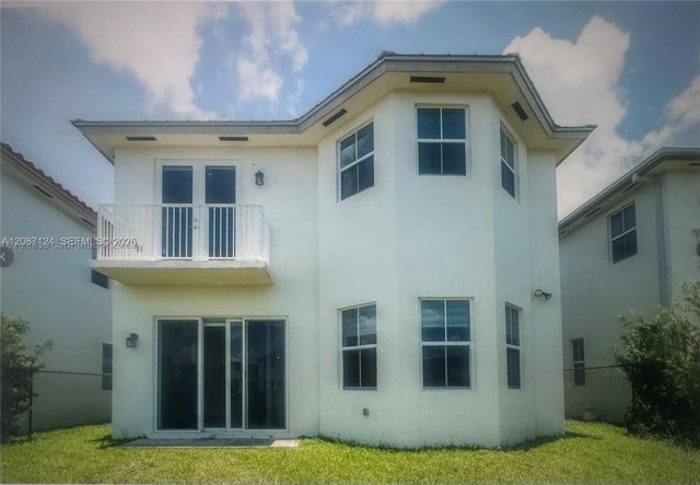 10464 NW 70th Lane, Doral, FL 33178