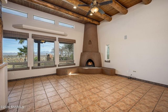 6200 Las Vistas Drive, Las Cruces, NM 88005