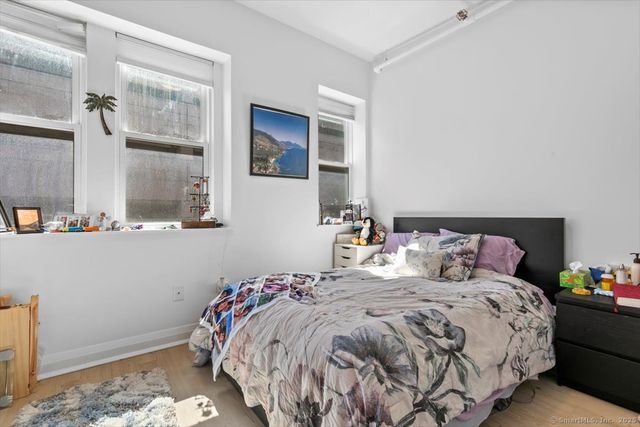 19 Whitney Avenue B, New Haven, CT 06510