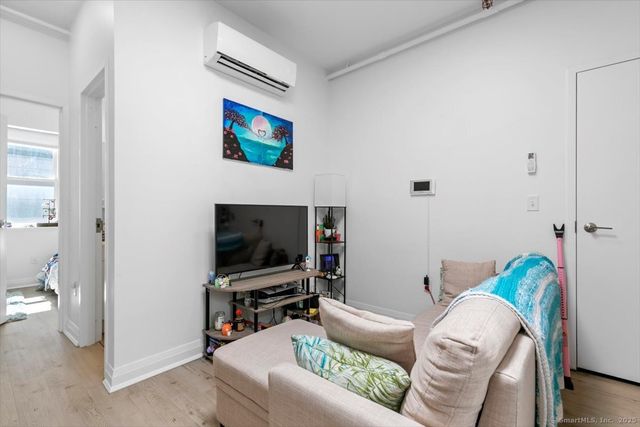 19 Whitney Avenue B, New Haven, CT 06510